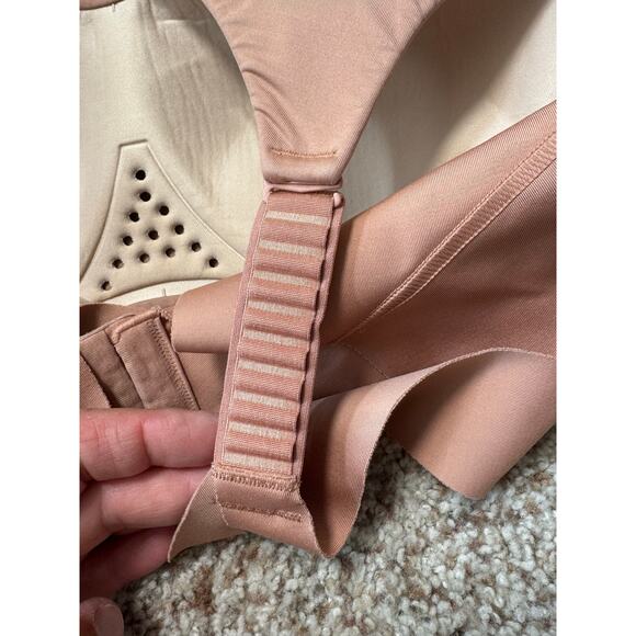 CALIA by Carrie Underwood Size Medium, Taupe/Tan Supportive Sports Bra - Picture 5 of 7